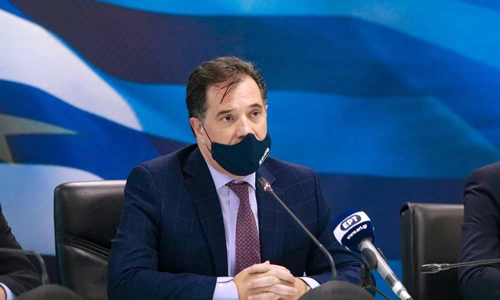 Γεωργιάδης: Εξετάζεται η λειτουργία νυχτερινών κέντρων μόνο ως Covid Free